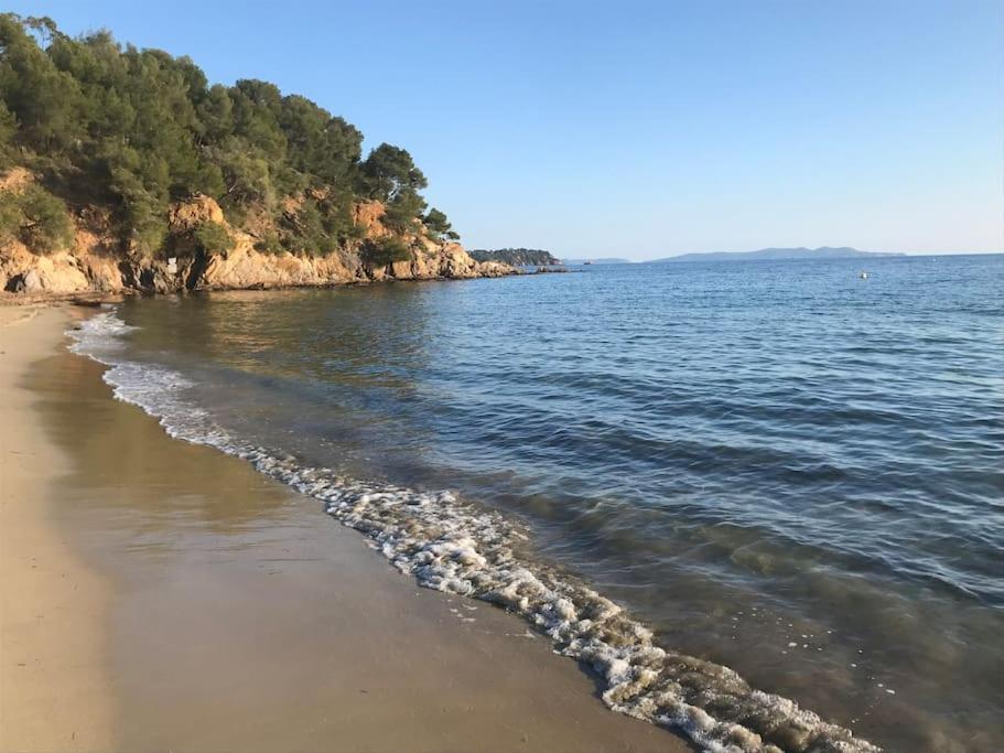Appartement Plage Piscine Et Tennis Inclus La Londe-les-Maures Exteriér fotografie