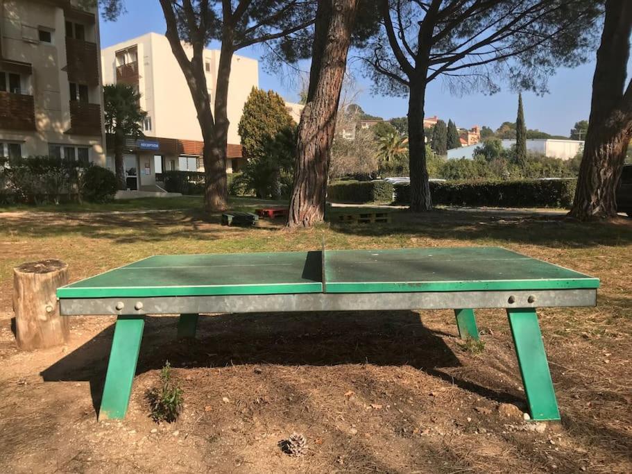 Appartement Plage Piscine Et Tennis Inclus La Londe-les-Maures Exteriér fotografie