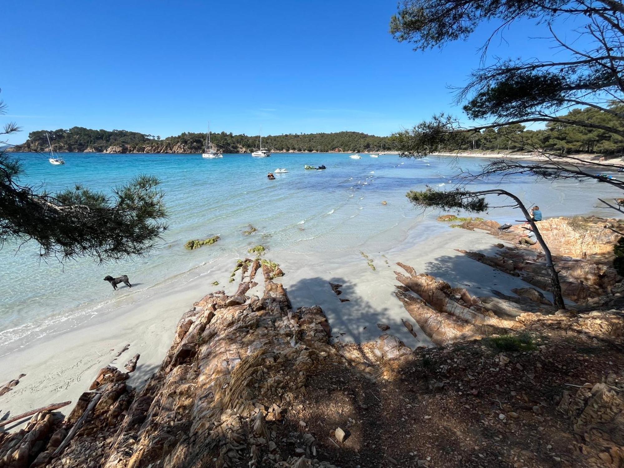 Appartement Plage Piscine Et Tennis Inclus La Londe-les-Maures Exteriér fotografie